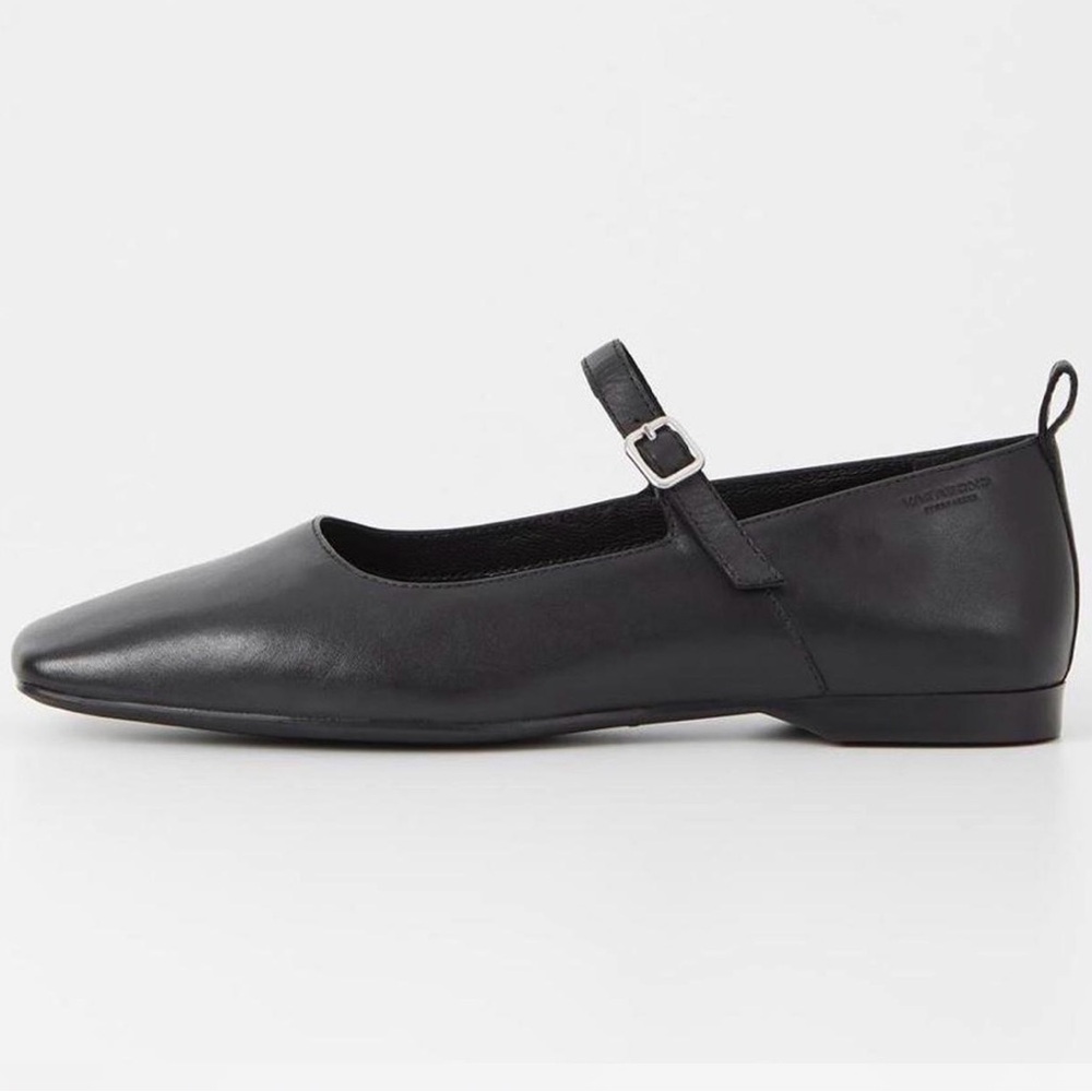 Black Flats